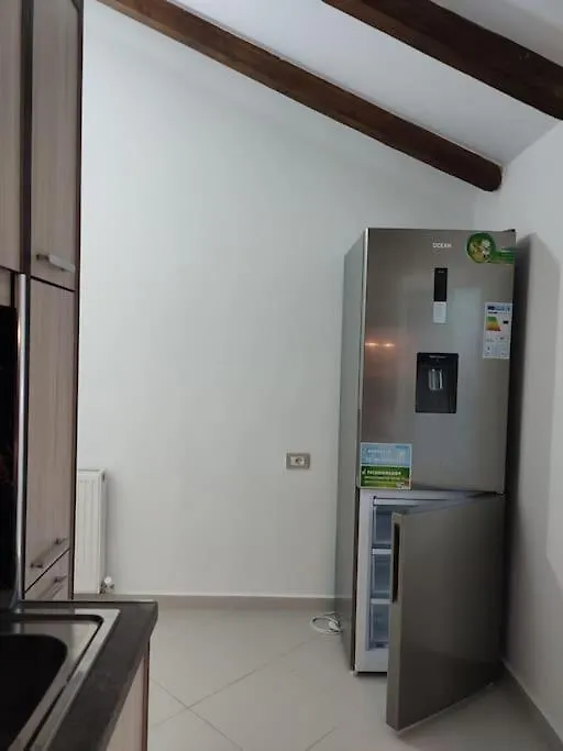 Guest House Ilir Berat 0*,  Albania
