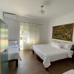  Guest house Nea